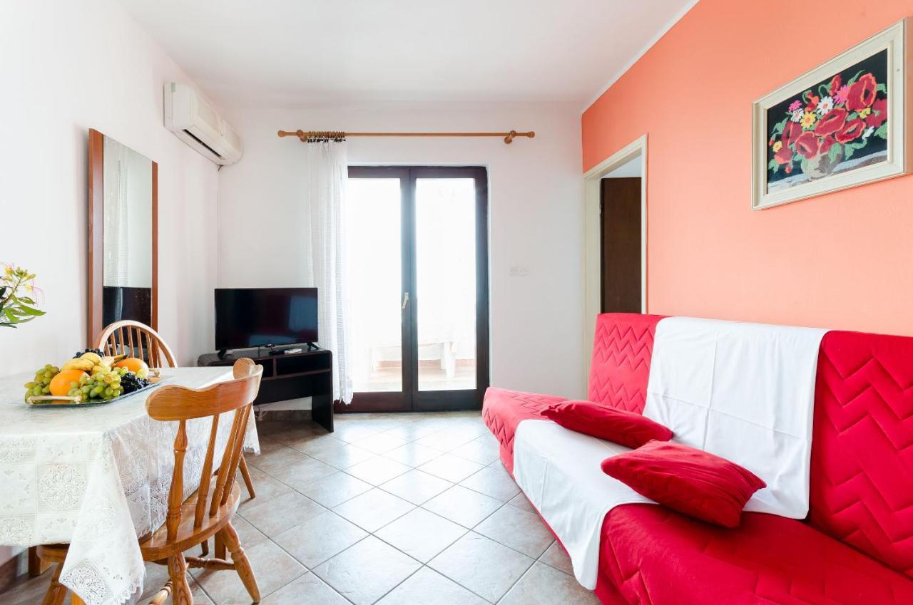 Apartments Sime Lopar Ruang foto